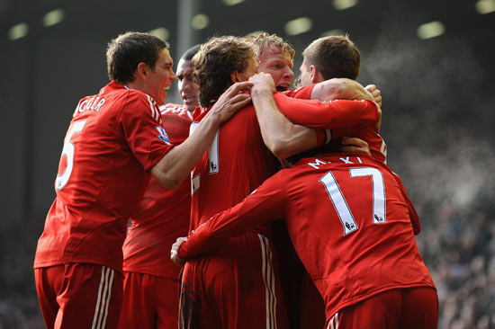 曼联连续两次在联赛中不敌纽卡，上次3连败追溯到1922年（曼联联赛对纽卡遭两连败，上一次三连败可追溯至1922年）