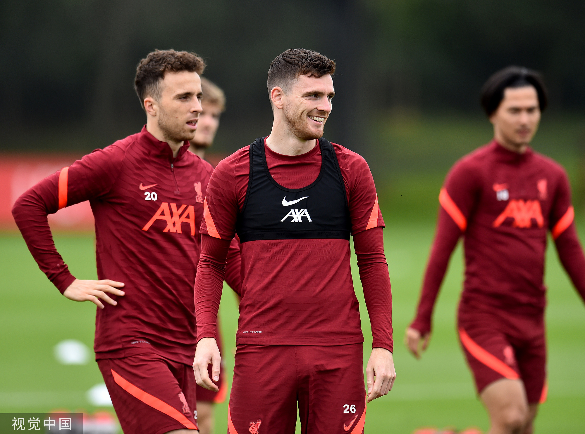 欧冠-费兰托雷斯双响拉菲尼亚破门 巴萨3-2多特（欧冠：费兰-托雷斯梅开二度，拉菲尼亚建功，巴萨3-2力克多特）