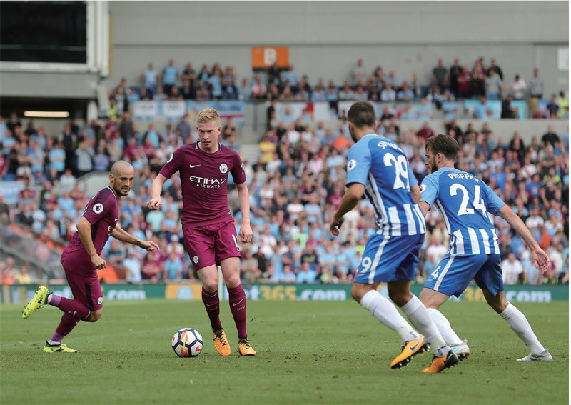 图片报：阿方索·戴维斯今天参与全队合练，预计在年底前回归（图片报：阿方索·戴维斯今日随队合练，预计年底前复出）