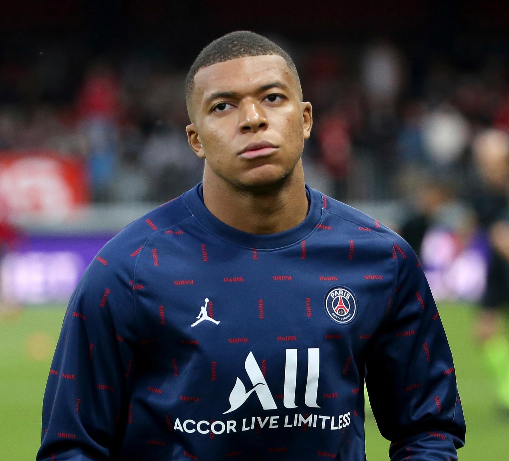 意甲保级生死冲！萨索洛主场剿杀19名紫百合，贝拉尔迪复出即王炸（意甲保级生死战！萨索洛主场狙击紫百合，贝拉尔迪伤愈复出即王炸）