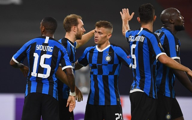 想念赛场，穆德里克晒斯坦福桥比赛照：圣诞快乐（穆德里克晒斯坦福桥比赛照送祝福：圣诞快乐，盼重返赛场）