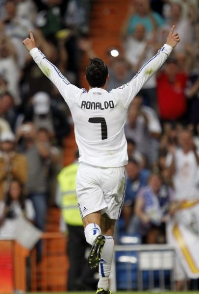 斯基拉：桑德兰和贡多齐重启谈判，希望在冬窗完成转会（斯基拉：桑德兰与贡多齐再度谈判，力争冬窗敲定转会）