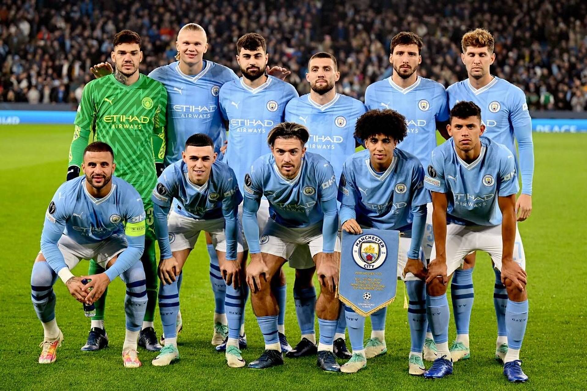 暖心，身患横纹肌肉瘤的河南队小球迷收到王上源送的签名球衣