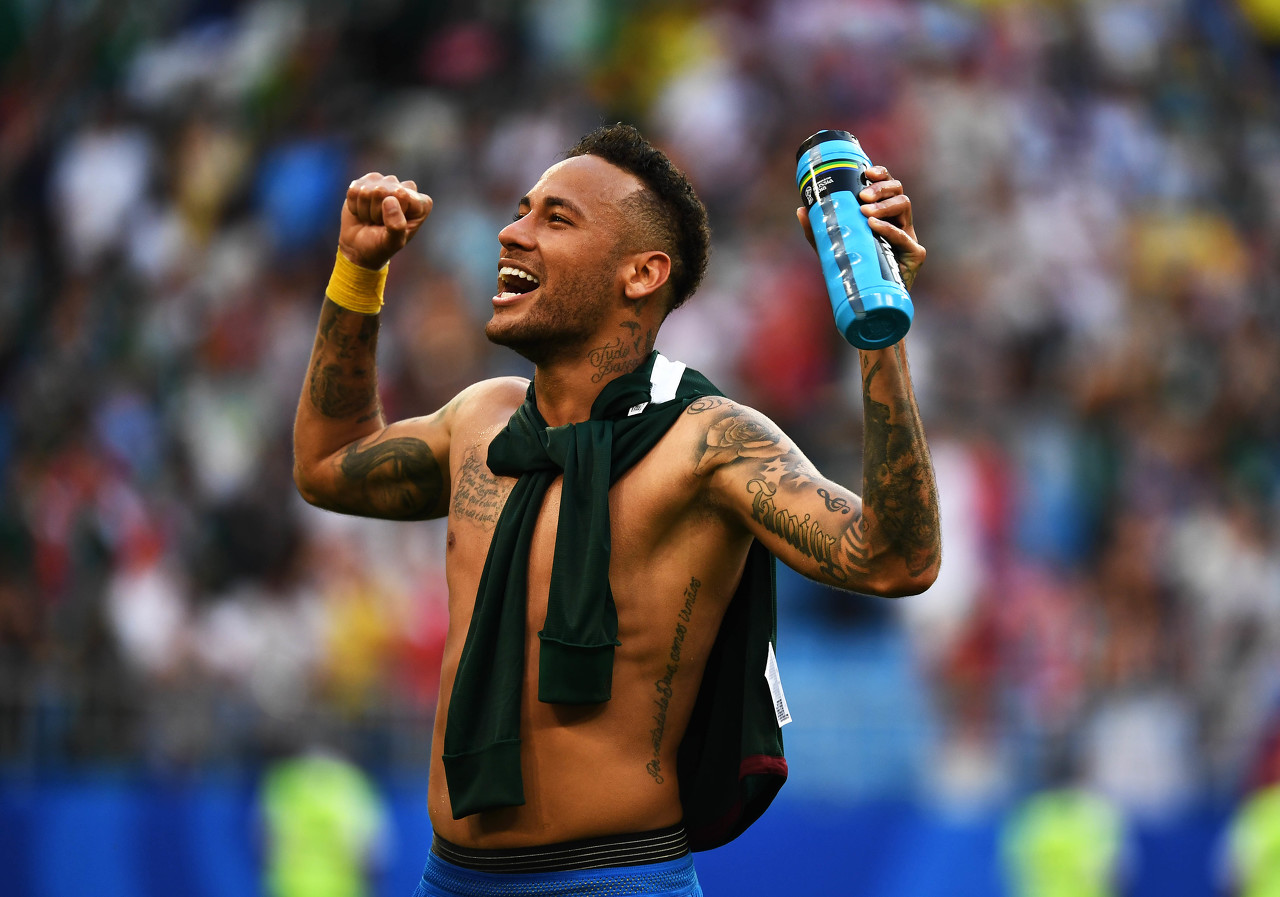 3-0横扫！英超争冠形势大变，曼城豪取3连胜，只落后阿森纳2分