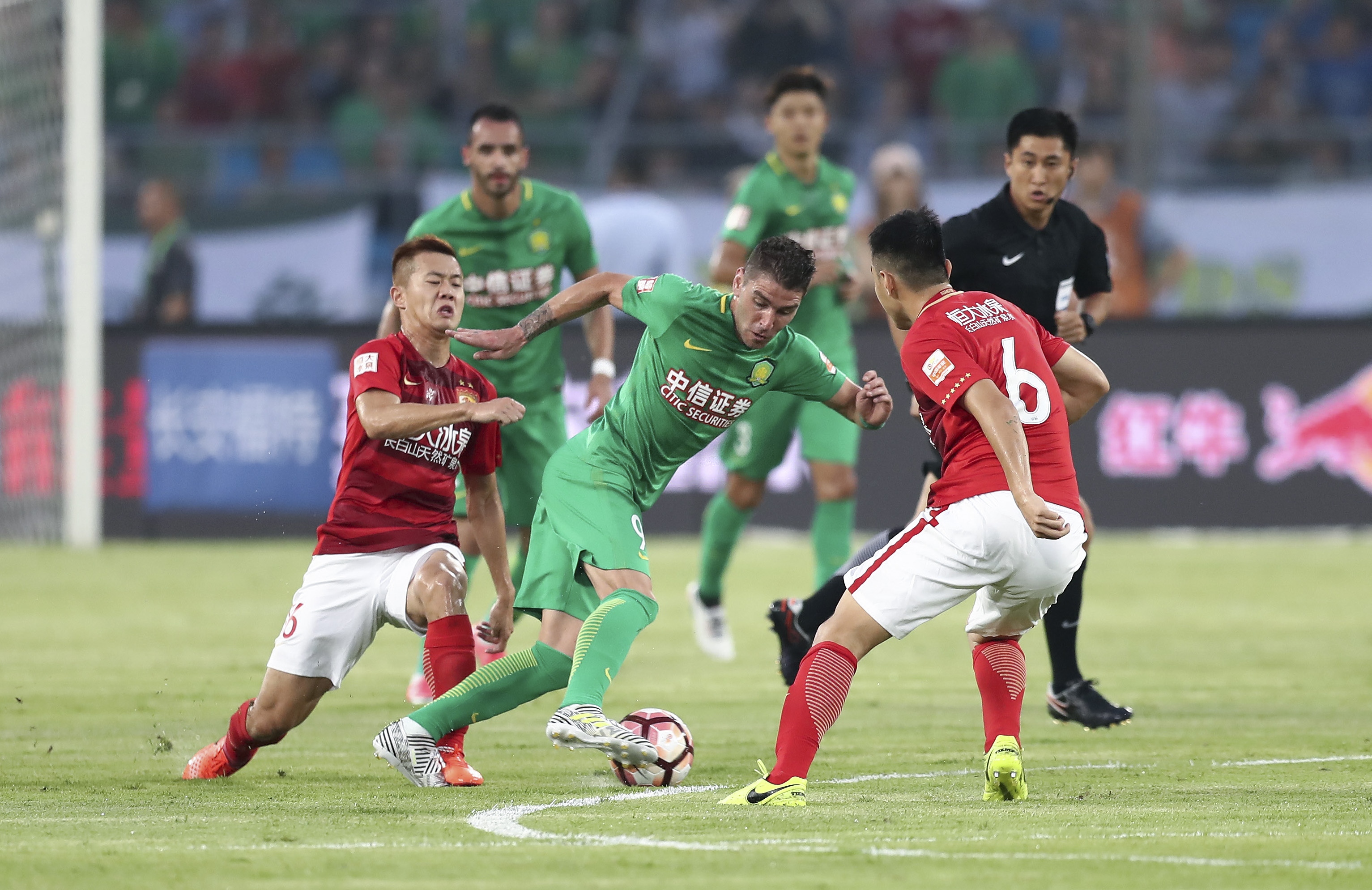 哈登：现阶段胜利是我们唯一的目标，所以我必须做我该做的事