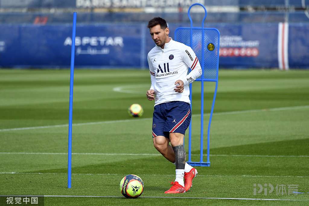 欧冠八强全部出炉，新贵强势晋级引爆热议